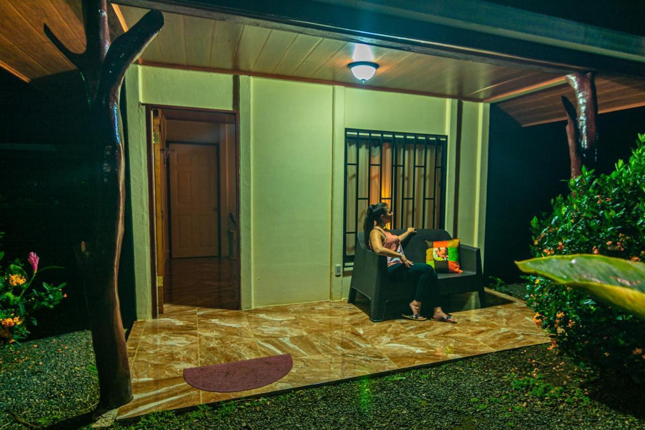 Rio Celeste Springs Blue Lodge Bijagua Exterior photo